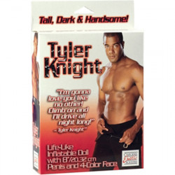 MUyECO HINCHABLE REALISTICO TYLER KNIGHT